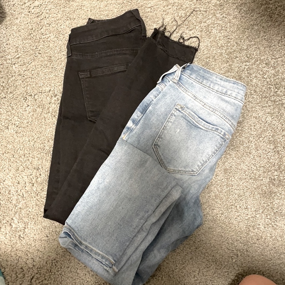 2 Pairs Old navy black/blue ripped jeans
